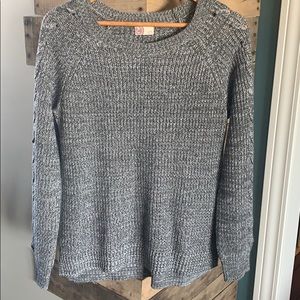 SO knit top